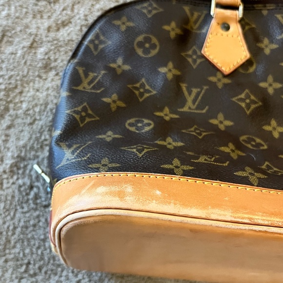 Louis Vuitton Vintage Monogram Alma PM Top Handle Bag from 1993! - Picture 6 of 13